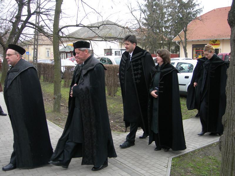 Sípos Tas Töhötöm esperes úr beiktatása a gyomai Református Templomban