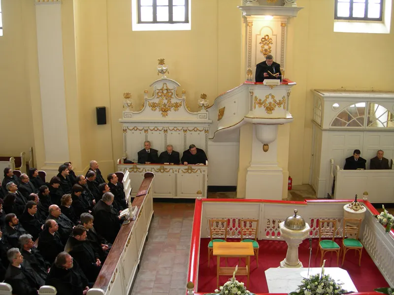 Sípos Tas Töhötöm esperes úr beiktatása a gyomai Református Templomban