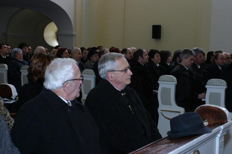 Sípos Tas Töhötöm esperes úr beiktatása a gyomai Református Templomban