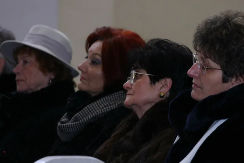 Sípos Tas Töhötöm esperes úr beiktatása a gyomai Református Templomban