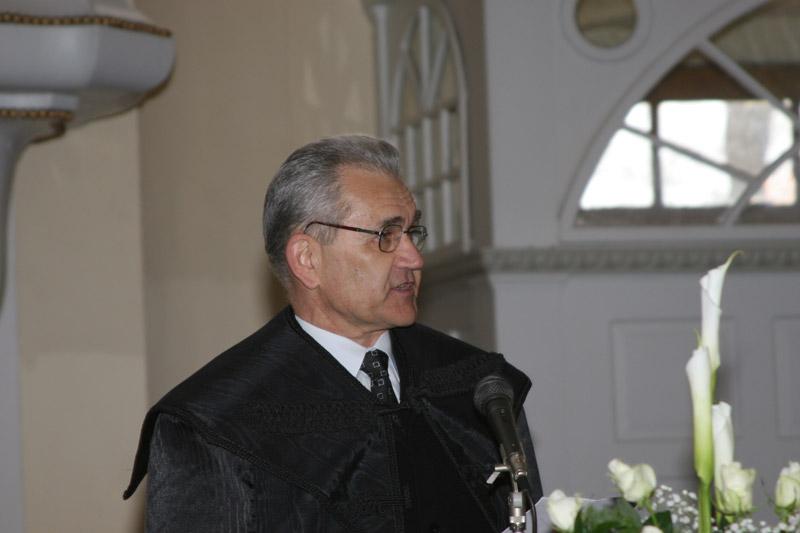 Sípos Tas Töhötöm esperes úr beiktatása a gyomai Református Templomban