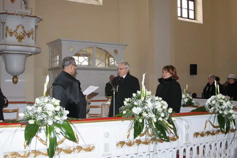 Sípos Tas Töhötöm esperes úr beiktatása a gyomai Református Templomban