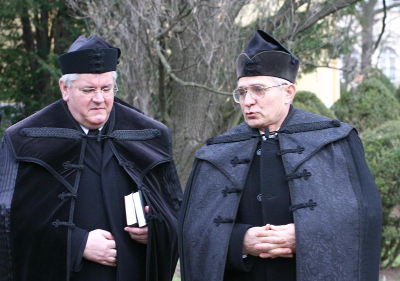 Sípos Tas Töhötöm esperes úr beiktatása a gyomai Református Templomban