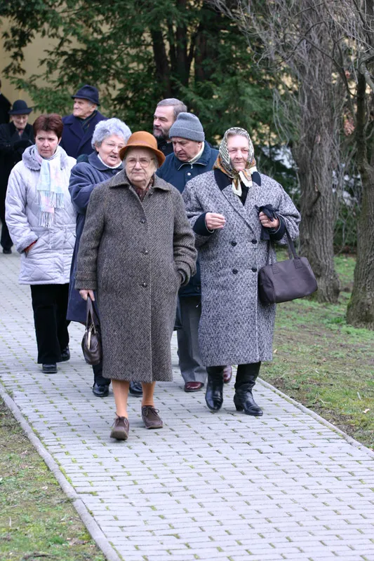Sípos Tas Töhötöm esperes úr beiktatása a gyomai Református Templomban