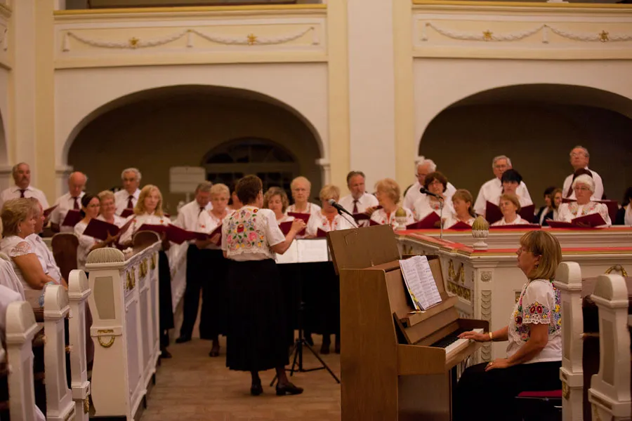 Az Ottawai Magyar Kórus és a Gyomaendrődi Zenebarátok Kamarakórus ünnepi hangversenye