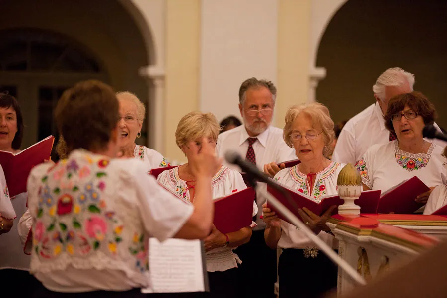 Az Ottawai Magyar Kórus és a Gyomaendrődi Zenebarátok Kamarakórus ünnepi hangversenye