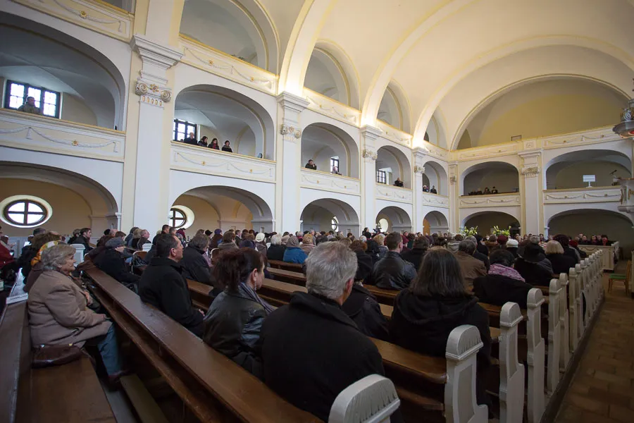 Hálaadás Sipos Tas Töhötöm református esperes 48 évi szolgálatáért