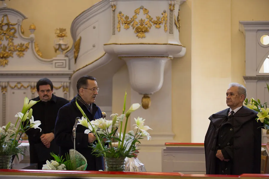 Hálaadás Sipos Tas Töhötöm református esperes 48 évi szolgálatáért