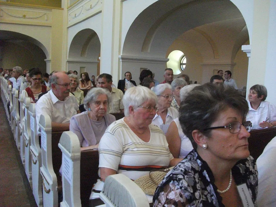 Papp Tibor lelkészbeiktatása és hálaadó istentisztelet a 200 éves templomért