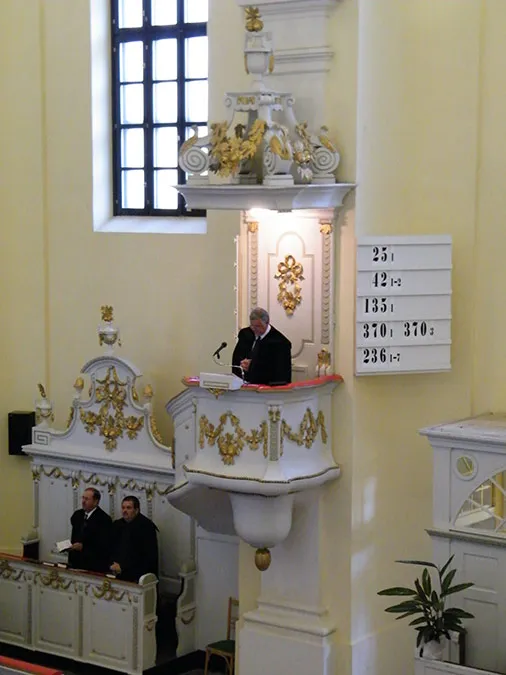 Papp Tibor lelkészbeiktatása és hálaadó istentisztelet a 200 éves templomért