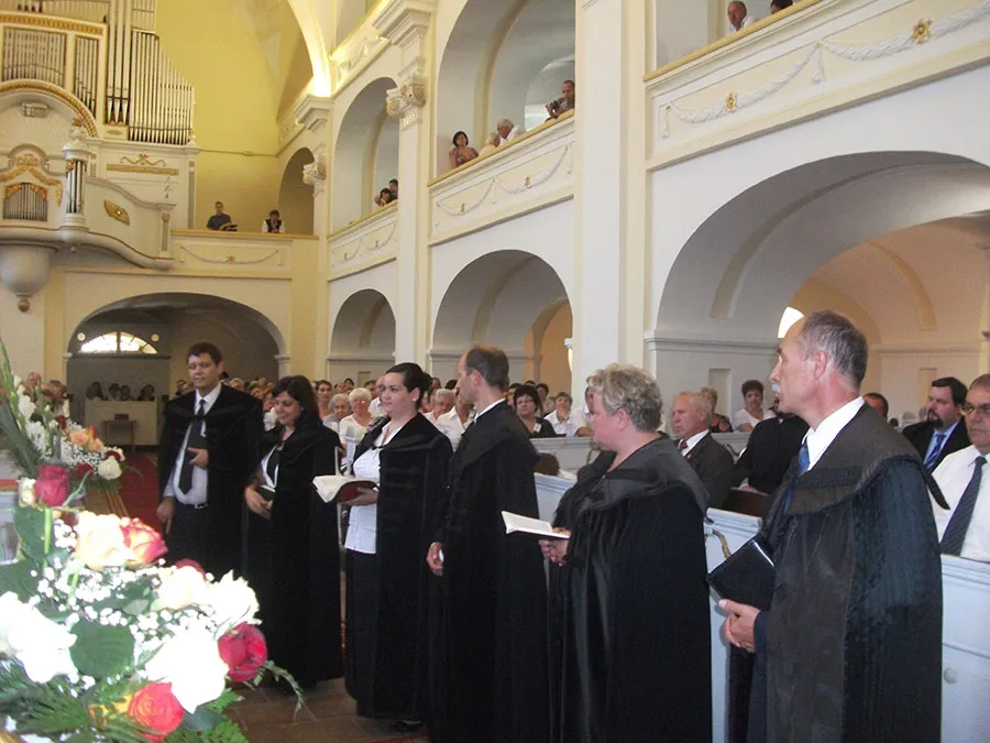 Papp Tibor lelkészbeiktatása és hálaadó istentisztelet a 200 éves templomért