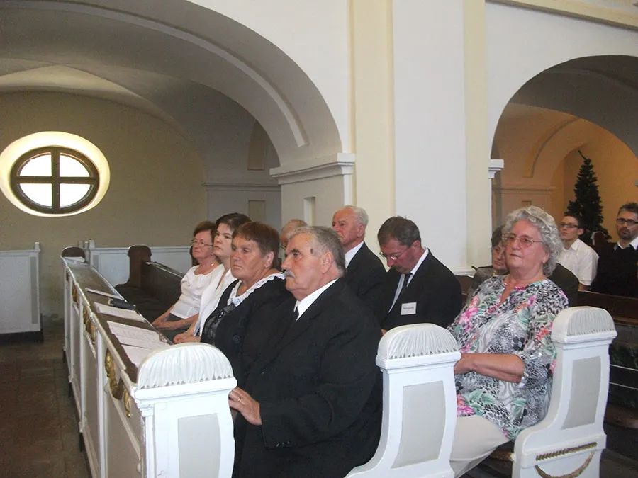 Papp Tibor lelkészbeiktatása és hálaadó istentisztelet a 200 éves templomért