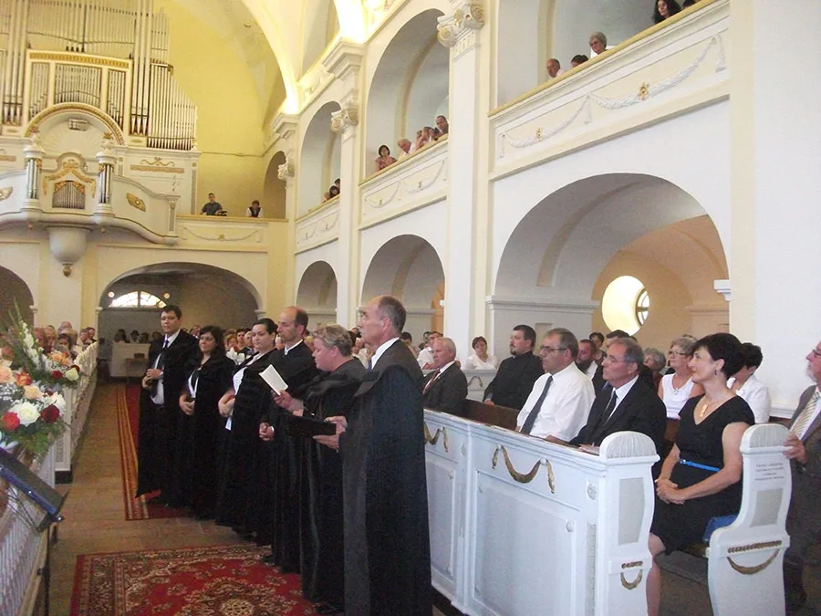 Papp Tibor lelkészbeiktatása és hálaadó istentisztelet a 200 éves templomért