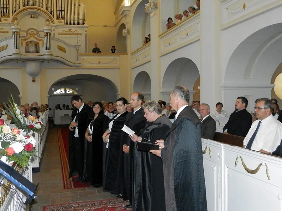 Papp Tibor lelkészbeiktatása és hálaadó istentisztelet a 200 éves templomért