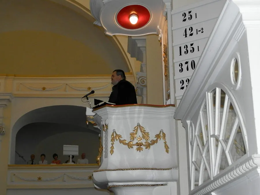 Papp Tibor lelkészbeiktatása és hálaadó istentisztelet a 200 éves templomért