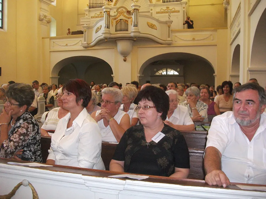 Papp Tibor lelkészbeiktatása és hálaadó istentisztelet a 200 éves templomért