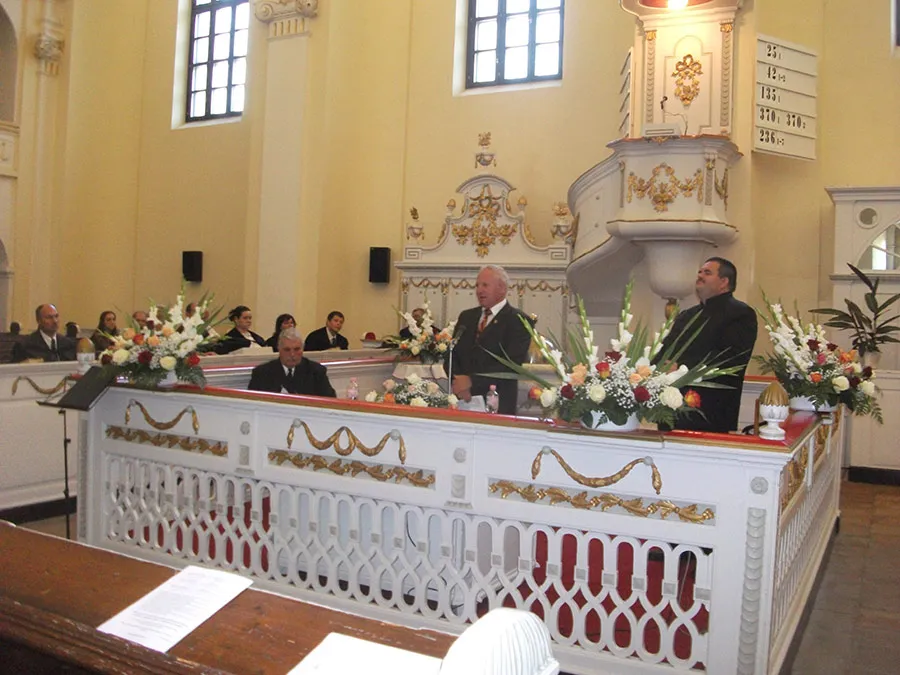 Papp Tibor lelkészbeiktatása és hálaadó istentisztelet a 200 éves templomért