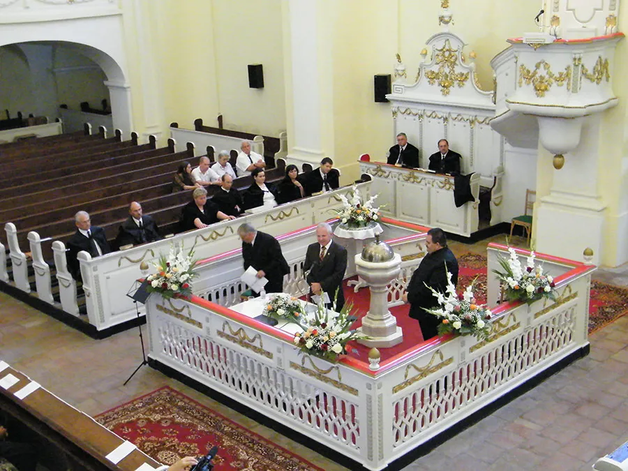 Papp Tibor lelkészbeiktatása és hálaadó istentisztelet a 200 éves templomért