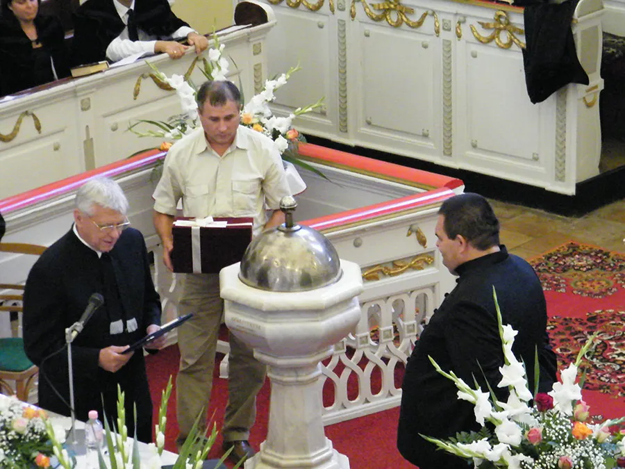 Papp Tibor lelkészbeiktatása és hálaadó istentisztelet a 200 éves templomért