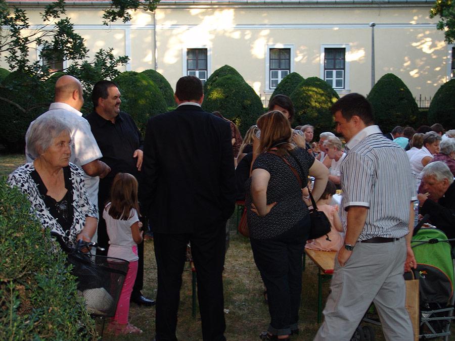 Papp Tibor lelkészbeiktatása és hálaadó istentisztelet a 200 éves templomért