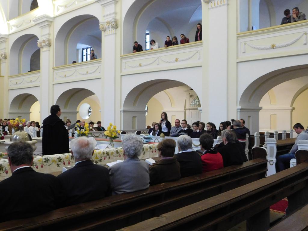 Pünkösdi istentisztelet, konfirmáció és konfirmandus találkozó 2016