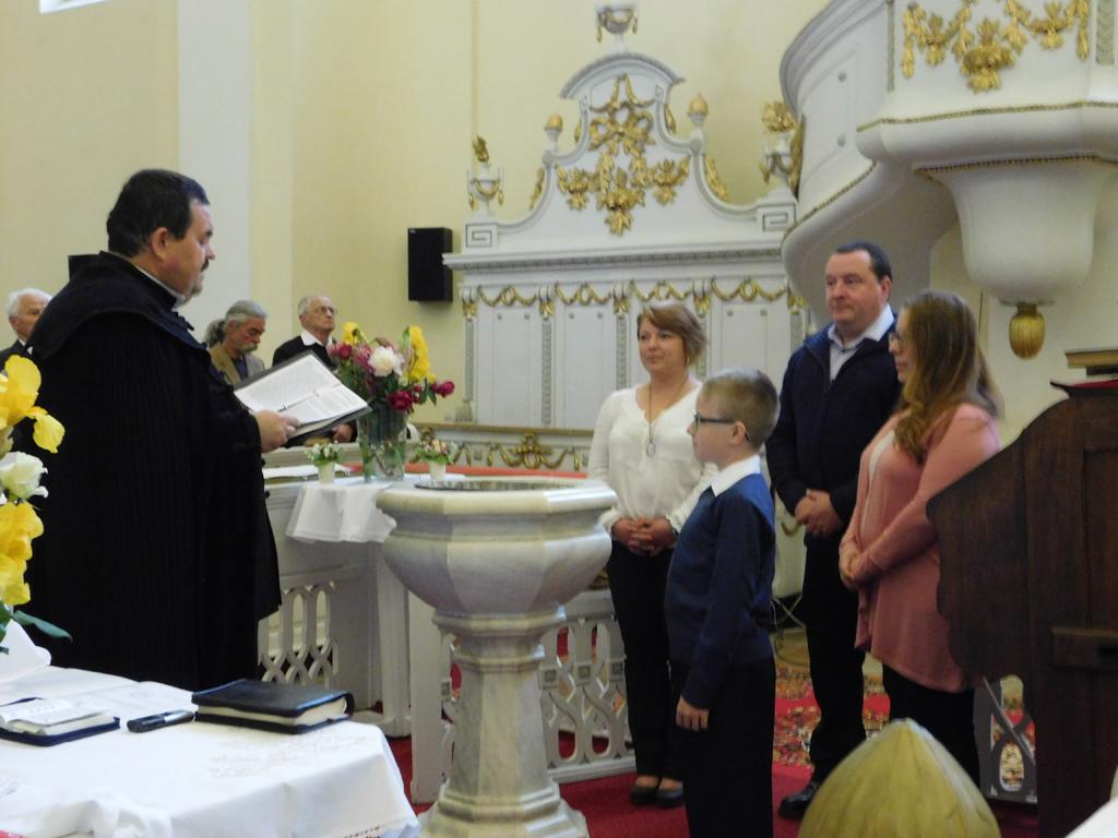 Pünkösdi istentisztelet, konfirmáció és konfirmandus találkozó 2016