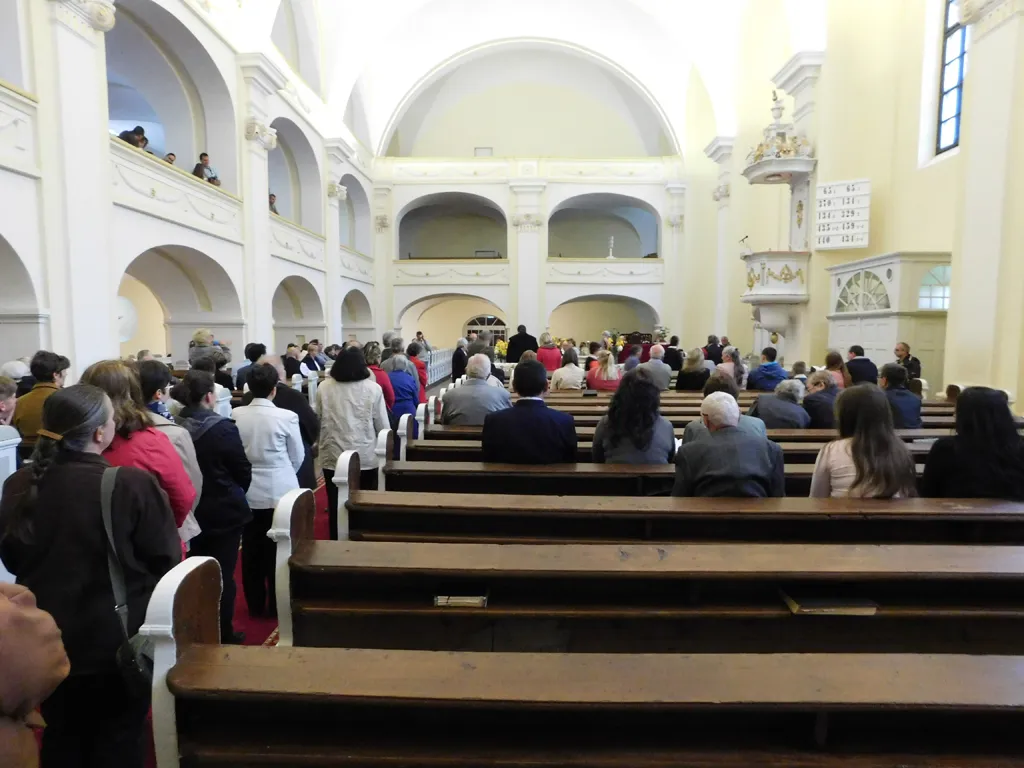 Pünkösdi istentisztelet, konfirmáció és konfirmandus találkozó 2016