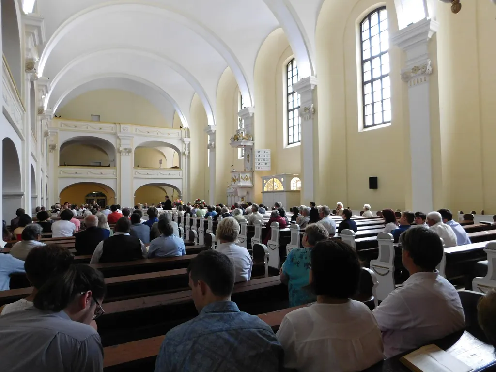 Pünkösdi istentisztelet, konfirmáció és konfirmandus találkozó 2017