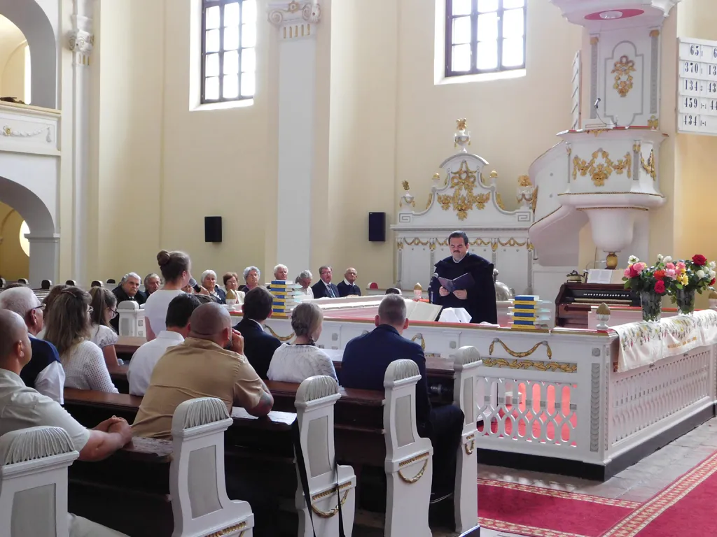 Pünkösdi istentisztelet, konfirmáció és konfirmandus találkozó 2017