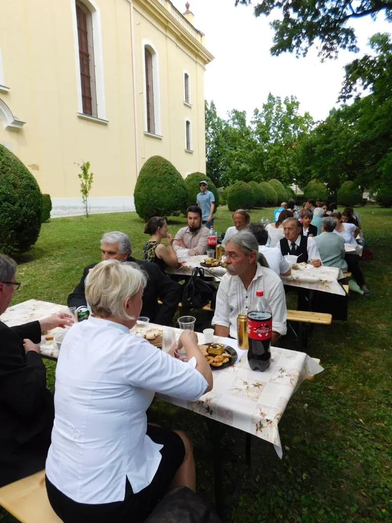 Pünkösdi istentisztelet, konfirmáció és konfirmandus találkozó 2017