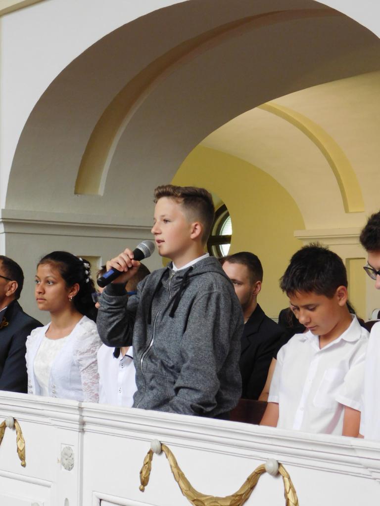 Pünkösdi istentisztelet, konfirmáció és konfirmandus találkozó 2018
