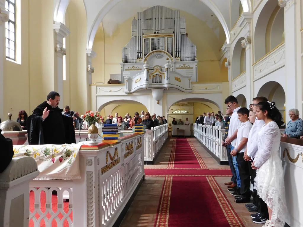 Pünkösdi istentisztelet, konfirmáció és konfirmandus találkozó 2018