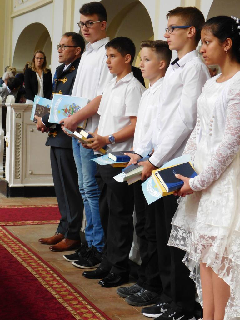 Pünkösdi istentisztelet, konfirmáció és konfirmandus találkozó 2018