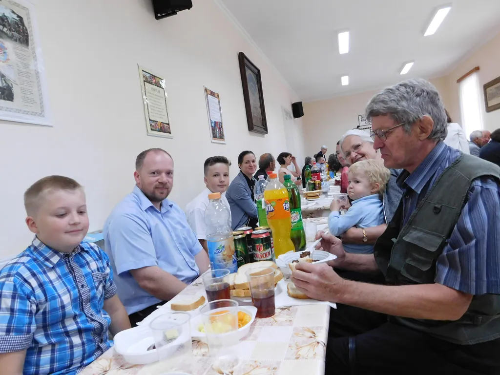 Pünkösdi istentisztelet, konfirmáció és konfirmandus találkozó 2018