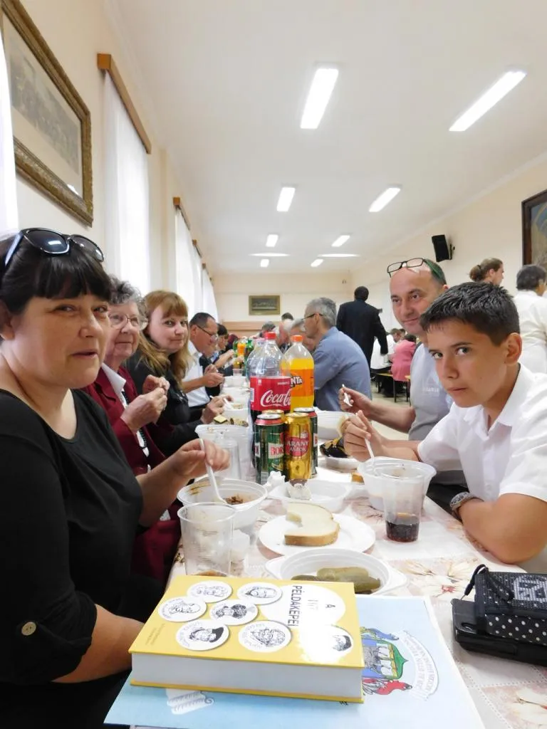 Pünkösdi istentisztelet, konfirmáció és konfirmandus találkozó 2018