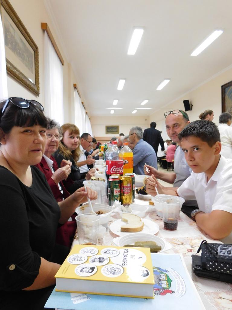 Pünkösdi istentisztelet, konfirmáció és konfirmandus találkozó 2018