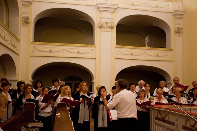 Az Ottawai Magyar Kórus és a Gyomaendrődi Zenebarátok Kamarakórus ünnepi hangversenye
