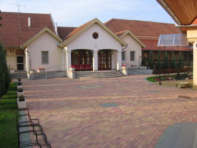 A Református Szeretetotthon képekben